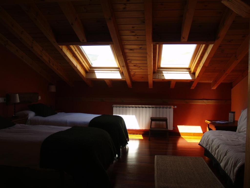 Hotel Rural Piedra Abierta San Martín de Perapertú Værelse billede