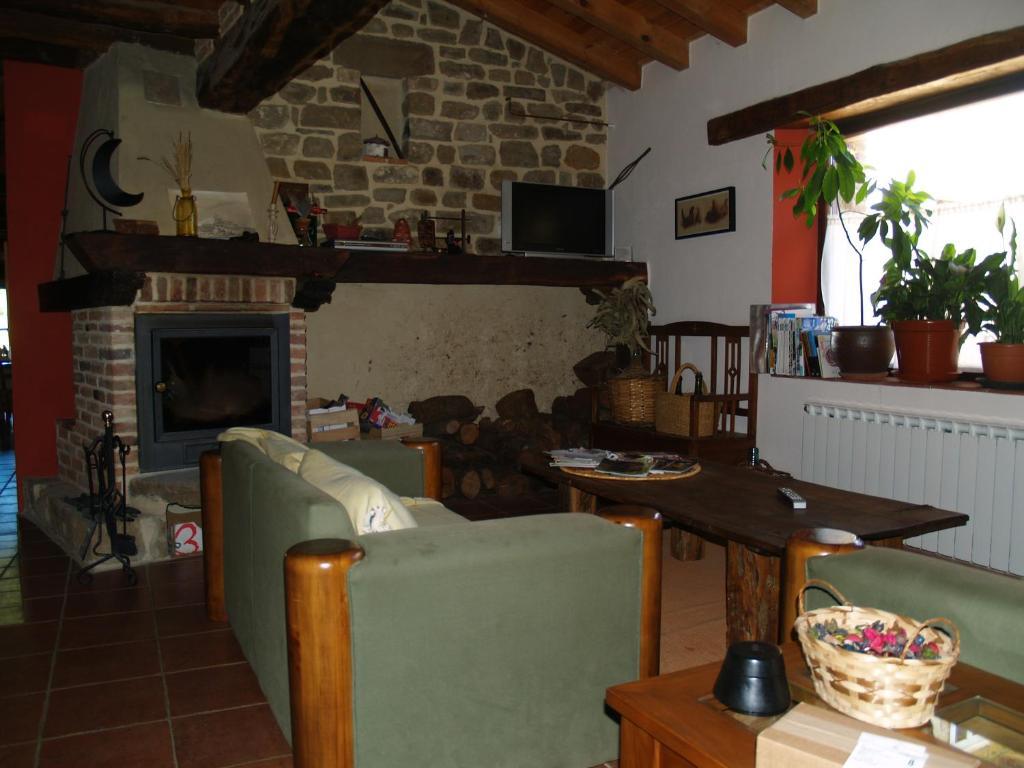 Hotel Rural Piedra Abierta San Martín de Perapertú Eksteriør billede