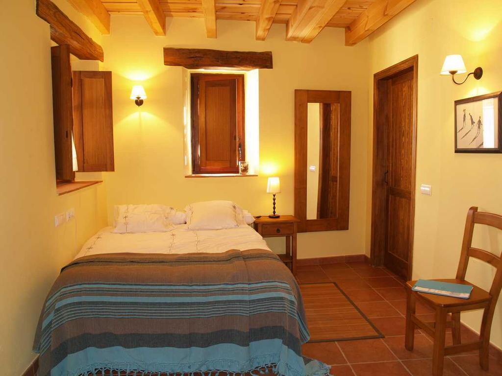 Hotel Rural Piedra Abierta San Martín de Perapertú Eksteriør billede
